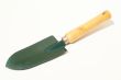 Hand trowel