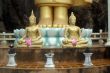 Two Buddhas and legs