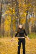 girl in autumn park