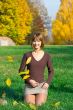 girl in autumn park