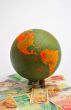 Globe, Economy