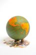 Globe, Economy
