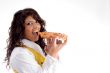 woman going to eat pizza