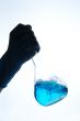 hand shaking chemical retort