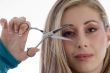 woman showing scissor
