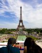 Couple looking at the Eiffel Tower