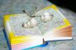 spectacles on page geographical atlas