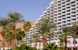 Palmtrees and Hotel