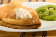 pancakes with cream and kiwi fruit