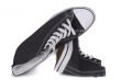 sport shoes 