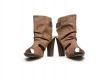 Modern Woman Shoes