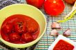 Meatballs with tomato sauce