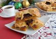 Strudel of apples and jam